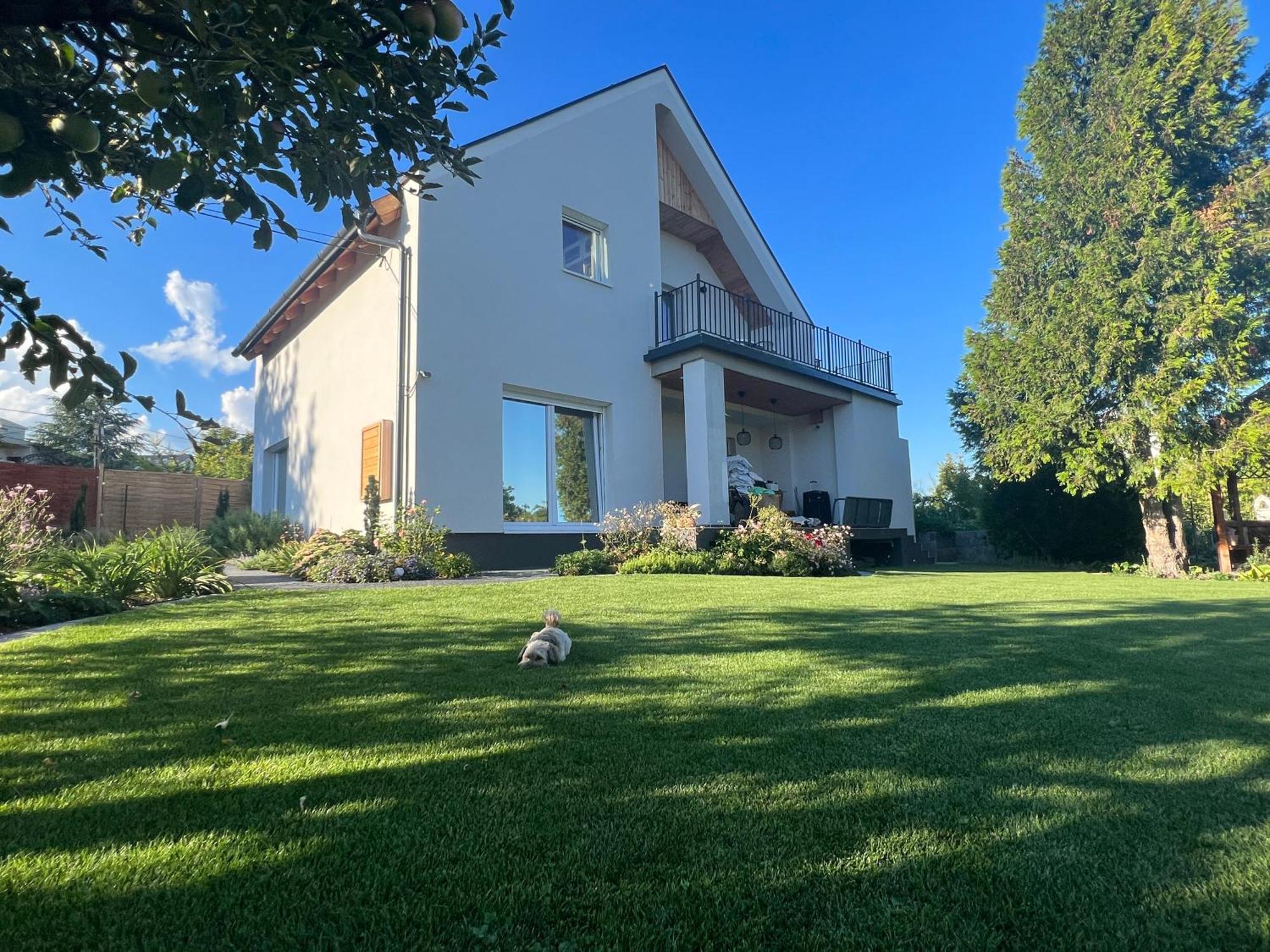 Neon Apartman Csopak Balaton 外观 照片