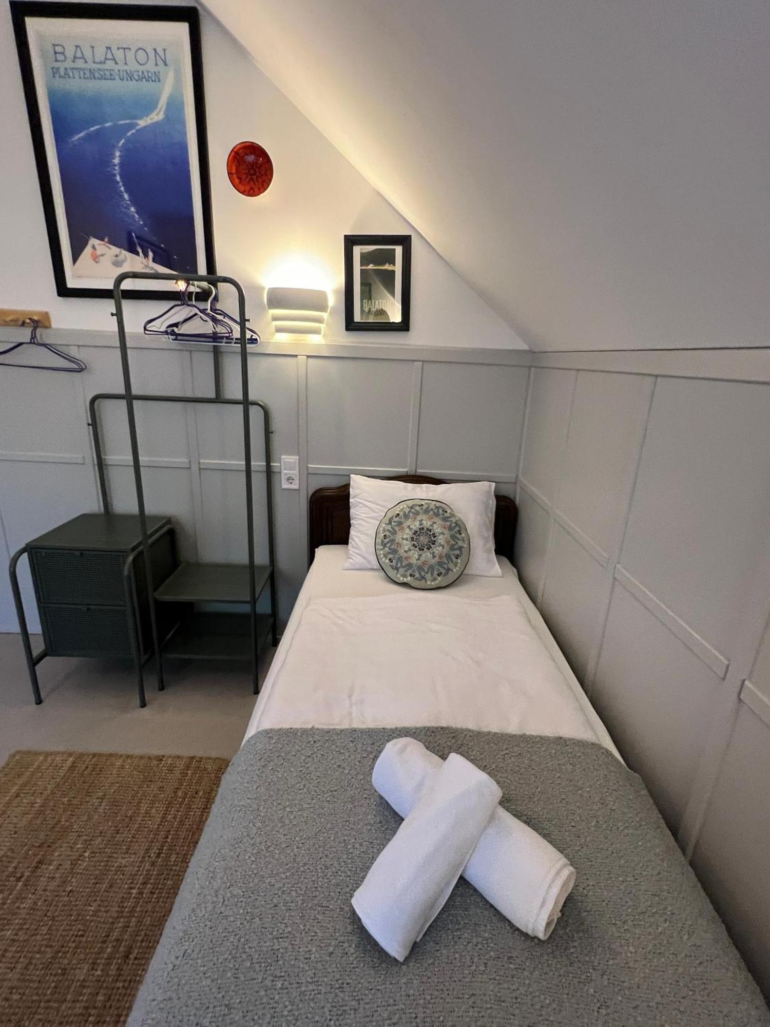 Neon Apartman Csopak Balaton 外观 照片